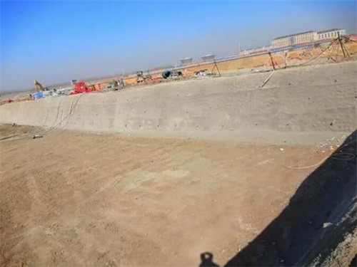 泰和高铁桩基础建设
